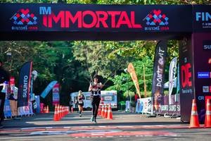 BIB: 413
                            <button type="button" onclick="openModal(7146001)" class="btn btn-primary btn-sm float-right btn-popup" data-toggle="modal" data-target=".modal-high-quality">
                        <i class="fas fa-shopping-cart"></i> Add to Cart
                    </button>
                                            <button type="button" onclick="isThisMe(7146001, true)" class="btn btn-success btn-sm float-right btn-popup btn-isme hidden" data-toggle="tooltip" data-placement="bottom" title="นี่คือรูปของคุณใช่ไหม คลิกที่นี่เพื่อเอาเข้าอัลบั้ม">
                        <i class="fas fa-plus"></i> Add to album
                    </button>
                    <button type="button" onclick="isThisMe(7146001, false)" class="btn btn-warning btn-sm float-right btn-popup btn-isnotme hidden">
                        <i class="fas fa-ban"></i> Remove from album
                    </button>