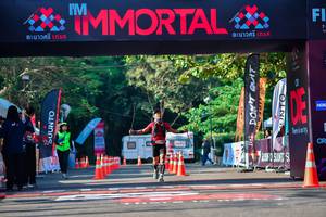 BIB: 801000
                            <button type="button" onclick="openModal(7145917)" class="btn btn-primary btn-sm float-right btn-popup" data-toggle="modal" data-target=".modal-high-quality">
                        <i class="fas fa-shopping-cart"></i> Add to Cart
                    </button>
                                            <button type="button" onclick="isThisMe(7145917, true)" class="btn btn-success btn-sm float-right btn-popup btn-isme hidden" data-toggle="tooltip" data-placement="bottom" title="นี่คือรูปของคุณใช่ไหม คลิกที่นี่เพื่อเอาเข้าอัลบั้ม">
                        <i class="fas fa-plus"></i> Add to album
                    </button>
                    <button type="button" onclick="isThisMe(7145917, false)" class="btn btn-warning btn-sm float-right btn-popup btn-isnotme hidden">
                        <i class="fas fa-ban"></i> Remove from album
                    </button>