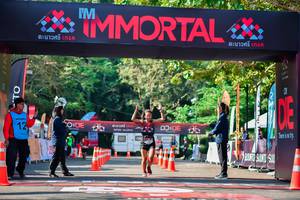 BIB: 041
                            <button type="button" onclick="openModal(7146191)" class="btn btn-primary btn-sm float-right btn-popup" data-toggle="modal" data-target=".modal-high-quality">
                        <i class="fas fa-shopping-cart"></i> Add to Cart
                    </button>
                                            <button type="button" onclick="isThisMe(7146191, true)" class="btn btn-success btn-sm float-right btn-popup btn-isme hidden" data-toggle="tooltip" data-placement="bottom" title="นี่คือรูปของคุณใช่ไหม คลิกที่นี่เพื่อเอาเข้าอัลบั้ม">
                        <i class="fas fa-plus"></i> Add to album
                    </button>
                    <button type="button" onclick="isThisMe(7146191, false)" class="btn btn-warning btn-sm float-right btn-popup btn-isnotme hidden">
                        <i class="fas fa-ban"></i> Remove from album
                    </button>