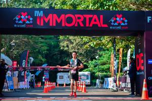 BIB: 413
                            <button type="button" onclick="openModal(7145926)" class="btn btn-primary btn-sm float-right btn-popup" data-toggle="modal" data-target=".modal-high-quality">
                        <i class="fas fa-shopping-cart"></i> Add to Cart
                    </button>
                                            <button type="button" onclick="isThisMe(7145926, true)" class="btn btn-success btn-sm float-right btn-popup btn-isme hidden" data-toggle="tooltip" data-placement="bottom" title="นี่คือรูปของคุณใช่ไหม คลิกที่นี่เพื่อเอาเข้าอัลบั้ม">
                        <i class="fas fa-plus"></i> Add to album
                    </button>
                    <button type="button" onclick="isThisMe(7145926, false)" class="btn btn-warning btn-sm float-right btn-popup btn-isnotme hidden">
                        <i class="fas fa-ban"></i> Remove from album
                    </button>