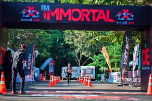 BIB: 413
                            <button type="button" onclick="openModal(7145998)" class="btn btn-primary btn-sm float-right btn-popup" data-toggle="modal" data-target=".modal-high-quality">
                        <i class="fas fa-shopping-cart"></i> Add to Cart
                    </button>
                                            <button type="button" onclick="isThisMe(7145998, true)" class="btn btn-success btn-sm float-right btn-popup btn-isme hidden" data-toggle="tooltip" data-placement="bottom" title="นี่คือรูปของคุณใช่ไหม คลิกที่นี่เพื่อเอาเข้าอัลบั้ม">
                        <i class="fas fa-plus"></i> Add to album
                    </button>
                    <button type="button" onclick="isThisMe(7145998, false)" class="btn btn-warning btn-sm float-right btn-popup btn-isnotme hidden">
                        <i class="fas fa-ban"></i> Remove from album
                    </button>