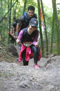 BIB: 1410
                            <button type="button" onclick="openModal(7022125)" class="btn btn-primary btn-sm float-right btn-popup" data-toggle="modal" data-target=".modal-high-quality">
                        <i class="fas fa-shopping-cart"></i> Add to Cart
                    </button>
                                            <button type="button" onclick="isThisMe(7022125, true)" class="btn btn-success btn-sm float-right btn-popup btn-isme hidden" data-toggle="tooltip" data-placement="bottom" title="นี่คือรูปของคุณใช่ไหม คลิกที่นี่เพื่อเอาเข้าอัลบั้ม">
                        <i class="fas fa-plus"></i> Add to album
                    </button>
                    <button type="button" onclick="isThisMe(7022125, false)" class="btn btn-warning btn-sm float-right btn-popup btn-isnotme hidden">
                        <i class="fas fa-ban"></i> Remove from album
                    </button>