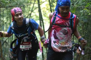 BIB: 2535
                            <button type="button" onclick="openModal(7018366)" class="btn btn-primary btn-sm float-right btn-popup" data-toggle="modal" data-target=".modal-high-quality">
                        <i class="fas fa-shopping-cart"></i> Add to Cart
                    </button>
                                            <button type="button" onclick="isThisMe(7018366, true)" class="btn btn-success btn-sm float-right btn-popup btn-isme hidden" data-toggle="tooltip" data-placement="bottom" title="นี่คือรูปของคุณใช่ไหม คลิกที่นี่เพื่อเอาเข้าอัลบั้ม">
                        <i class="fas fa-plus"></i> Add to album
                    </button>
                    <button type="button" onclick="isThisMe(7018366, false)" class="btn btn-warning btn-sm float-right btn-popup btn-isnotme hidden">
                        <i class="fas fa-ban"></i> Remove from album
                    </button>