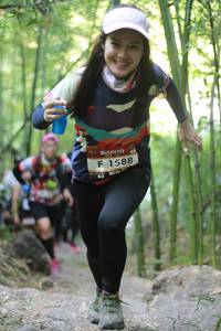 BIB: 1588
                            <button type="button" onclick="openModal(7026752)" class="btn btn-primary btn-sm float-right btn-popup" data-toggle="modal" data-target=".modal-high-quality">
                        <i class="fas fa-shopping-cart"></i> Add to Cart
                    </button>
                                            <button type="button" onclick="isThisMe(7026752, true)" class="btn btn-success btn-sm float-right btn-popup btn-isme hidden" data-toggle="tooltip" data-placement="bottom" title="นี่คือรูปของคุณใช่ไหม คลิกที่นี่เพื่อเอาเข้าอัลบั้ม">
                        <i class="fas fa-plus"></i> Add to album
                    </button>
                    <button type="button" onclick="isThisMe(7026752, false)" class="btn btn-warning btn-sm float-right btn-popup btn-isnotme hidden">
                        <i class="fas fa-ban"></i> Remove from album
                    </button>