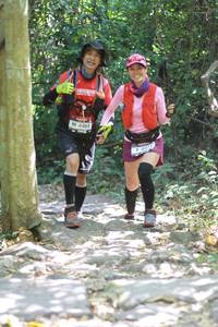 BIB: 4465
                            <button type="button" onclick="openModal(7061281)" class="btn btn-primary btn-sm float-right btn-popup" data-toggle="modal" data-target=".modal-high-quality">
                        <i class="fas fa-shopping-cart"></i> Add to Cart
                    </button>
                                            <button type="button" onclick="isThisMe(7061281, true)" class="btn btn-success btn-sm float-right btn-popup btn-isme hidden" data-toggle="tooltip" data-placement="bottom" title="นี่คือรูปของคุณใช่ไหม คลิกที่นี่เพื่อเอาเข้าอัลบั้ม">
                        <i class="fas fa-plus"></i> Add to album
                    </button>
                    <button type="button" onclick="isThisMe(7061281, false)" class="btn btn-warning btn-sm float-right btn-popup btn-isnotme hidden">
                        <i class="fas fa-ban"></i> Remove from album
                    </button>