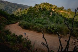 BIB: 
                            <button type="button" onclick="openModal(13718923)" class="btn btn-primary btn-sm float-right btn-popup" data-toggle="modal" data-target=".modal-high-quality">
                        <i class="fas fa-shopping-cart"></i> Add to Cart
                    </button>
                                            <button type="button" onclick="isThisMe(13718923, true)" class="btn btn-success btn-sm float-right btn-popup btn-isme hidden" data-toggle="tooltip" data-placement="bottom" title="นี่คือรูปของคุณใช่ไหม คลิกที่นี่เพื่อเอาเข้าอัลบั้ม">
                        <i class="fas fa-plus"></i> Add to album
                    </button>
                    <button type="button" onclick="isThisMe(13718923, false)" class="btn btn-warning btn-sm float-right btn-popup btn-isnotme hidden">
                        <i class="fas fa-ban"></i> Remove from album
                    </button>