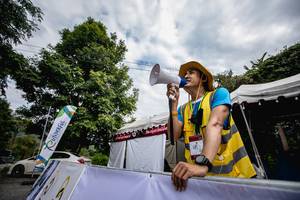 BIB: 
                            <button type="button" onclick="openModal(13718726)" class="btn btn-primary btn-sm float-right btn-popup" data-toggle="modal" data-target=".modal-high-quality">
                        <i class="fas fa-shopping-cart"></i> Add to Cart
                    </button>
                                            <button type="button" onclick="isThisMe(13718726, true)" class="btn btn-success btn-sm float-right btn-popup btn-isme hidden" data-toggle="tooltip" data-placement="bottom" title="นี่คือรูปของคุณใช่ไหม คลิกที่นี่เพื่อเอาเข้าอัลบั้ม">
                        <i class="fas fa-plus"></i> Add to album
                    </button>
                    <button type="button" onclick="isThisMe(13718726, false)" class="btn btn-warning btn-sm float-right btn-popup btn-isnotme hidden">
                        <i class="fas fa-ban"></i> Remove from album
                    </button>