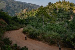 BIB: 
                            <button type="button" onclick="openModal(13718926)" class="btn btn-primary btn-sm float-right btn-popup" data-toggle="modal" data-target=".modal-high-quality">
                        <i class="fas fa-shopping-cart"></i> Add to Cart
                    </button>
                                            <button type="button" onclick="isThisMe(13718926, true)" class="btn btn-success btn-sm float-right btn-popup btn-isme hidden" data-toggle="tooltip" data-placement="bottom" title="นี่คือรูปของคุณใช่ไหม คลิกที่นี่เพื่อเอาเข้าอัลบั้ม">
                        <i class="fas fa-plus"></i> Add to album
                    </button>
                    <button type="button" onclick="isThisMe(13718926, false)" class="btn btn-warning btn-sm float-right btn-popup btn-isnotme hidden">
                        <i class="fas fa-ban"></i> Remove from album
                    </button>