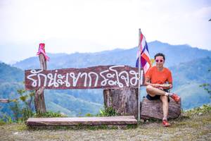 BIB: 
                            <button type="button" onclick="openModal(13698358)" class="btn btn-primary btn-sm float-right btn-popup" data-toggle="modal" data-target=".modal-high-quality">
                        <i class="fas fa-shopping-cart"></i> Add to Cart
                    </button>
                                            <button type="button" onclick="isThisMe(13698358, true)" class="btn btn-success btn-sm float-right btn-popup btn-isme hidden" data-toggle="tooltip" data-placement="bottom" title="นี่คือรูปของคุณใช่ไหม คลิกที่นี่เพื่อเอาเข้าอัลบั้ม">
                        <i class="fas fa-plus"></i> Add to album
                    </button>
                    <button type="button" onclick="isThisMe(13698358, false)" class="btn btn-warning btn-sm float-right btn-popup btn-isnotme hidden">
                        <i class="fas fa-ban"></i> Remove from album
                    </button>