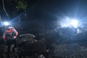 BIB: 
                            <button type="button" onclick="openModal(13630193)" class="btn btn-primary btn-sm float-right btn-popup" data-toggle="modal" data-target=".modal-high-quality">
                        <i class="fas fa-shopping-cart"></i> Add to Cart
                    </button>
                                            <button type="button" onclick="isThisMe(13630193, true)" class="btn btn-success btn-sm float-right btn-popup btn-isme hidden" data-toggle="tooltip" data-placement="bottom" title="นี่คือรูปของคุณใช่ไหม คลิกที่นี่เพื่อเอาเข้าอัลบั้ม">
                        <i class="fas fa-plus"></i> Add to album
                    </button>
                    <button type="button" onclick="isThisMe(13630193, false)" class="btn btn-warning btn-sm float-right btn-popup btn-isnotme hidden">
                        <i class="fas fa-ban"></i> Remove from album
                    </button>