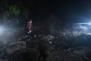 BIB: 
                            <button type="button" onclick="openModal(13637051)" class="btn btn-primary btn-sm float-right btn-popup" data-toggle="modal" data-target=".modal-high-quality">
                        <i class="fas fa-shopping-cart"></i> Add to Cart
                    </button>
                                            <button type="button" onclick="isThisMe(13637051, true)" class="btn btn-success btn-sm float-right btn-popup btn-isme hidden" data-toggle="tooltip" data-placement="bottom" title="นี่คือรูปของคุณใช่ไหม คลิกที่นี่เพื่อเอาเข้าอัลบั้ม">
                        <i class="fas fa-plus"></i> Add to album
                    </button>
                    <button type="button" onclick="isThisMe(13637051, false)" class="btn btn-warning btn-sm float-right btn-popup btn-isnotme hidden">
                        <i class="fas fa-ban"></i> Remove from album
                    </button>