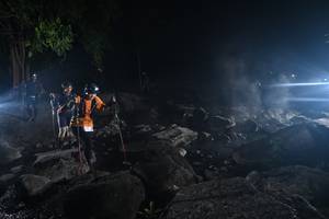 BIB: 
                            <button type="button" onclick="openModal(13639867)" class="btn btn-primary btn-sm float-right btn-popup" data-toggle="modal" data-target=".modal-high-quality">
                        <i class="fas fa-shopping-cart"></i> Add to Cart
                    </button>
                                            <button type="button" onclick="isThisMe(13639867, true)" class="btn btn-success btn-sm float-right btn-popup btn-isme hidden" data-toggle="tooltip" data-placement="bottom" title="นี่คือรูปของคุณใช่ไหม คลิกที่นี่เพื่อเอาเข้าอัลบั้ม">
                        <i class="fas fa-plus"></i> Add to album
                    </button>
                    <button type="button" onclick="isThisMe(13639867, false)" class="btn btn-warning btn-sm float-right btn-popup btn-isnotme hidden">
                        <i class="fas fa-ban"></i> Remove from album
                    </button>