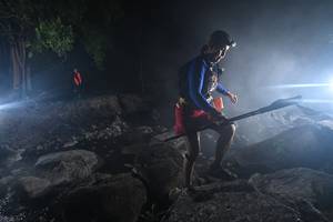 BIB: 
                            <button type="button" onclick="openModal(13642143)" class="btn btn-primary btn-sm float-right btn-popup" data-toggle="modal" data-target=".modal-high-quality">
                        <i class="fas fa-shopping-cart"></i> Add to Cart
                    </button>
                                            <button type="button" onclick="isThisMe(13642143, true)" class="btn btn-success btn-sm float-right btn-popup btn-isme hidden" data-toggle="tooltip" data-placement="bottom" title="นี่คือรูปของคุณใช่ไหม คลิกที่นี่เพื่อเอาเข้าอัลบั้ม">
                        <i class="fas fa-plus"></i> Add to album
                    </button>
                    <button type="button" onclick="isThisMe(13642143, false)" class="btn btn-warning btn-sm float-right btn-popup btn-isnotme hidden">
                        <i class="fas fa-ban"></i> Remove from album
                    </button>