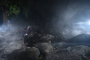 BIB: 
                            <button type="button" onclick="openModal(13641899)" class="btn btn-primary btn-sm float-right btn-popup" data-toggle="modal" data-target=".modal-high-quality">
                        <i class="fas fa-shopping-cart"></i> Add to Cart
                    </button>
                                            <button type="button" onclick="isThisMe(13641899, true)" class="btn btn-success btn-sm float-right btn-popup btn-isme hidden" data-toggle="tooltip" data-placement="bottom" title="นี่คือรูปของคุณใช่ไหม คลิกที่นี่เพื่อเอาเข้าอัลบั้ม">
                        <i class="fas fa-plus"></i> Add to album
                    </button>
                    <button type="button" onclick="isThisMe(13641899, false)" class="btn btn-warning btn-sm float-right btn-popup btn-isnotme hidden">
                        <i class="fas fa-ban"></i> Remove from album
                    </button>