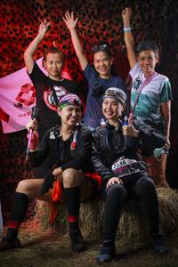 BIB: 
                            <button type="button" onclick="openModal(13511652)" class="btn btn-primary btn-sm float-right btn-popup" data-toggle="modal" data-target=".modal-high-quality">
                        <i class="fas fa-shopping-cart"></i> Add to Cart
                    </button>
                                            <button type="button" onclick="isThisMe(13511652, true)" class="btn btn-success btn-sm float-right btn-popup btn-isme hidden" data-toggle="tooltip" data-placement="bottom" title="นี่คือรูปของคุณใช่ไหม คลิกที่นี่เพื่อเอาเข้าอัลบั้ม">
                        <i class="fas fa-plus"></i> Add to album
                    </button>
                    <button type="button" onclick="isThisMe(13511652, false)" class="btn btn-warning btn-sm float-right btn-popup btn-isnotme hidden">
                        <i class="fas fa-ban"></i> Remove from album
                    </button>