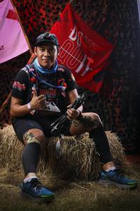 BIB: 
                            <button type="button" onclick="openModal(13511768)" class="btn btn-primary btn-sm float-right btn-popup" data-toggle="modal" data-target=".modal-high-quality">
                        <i class="fas fa-shopping-cart"></i> Add to Cart
                    </button>
                                            <button type="button" onclick="isThisMe(13511768, true)" class="btn btn-success btn-sm float-right btn-popup btn-isme hidden" data-toggle="tooltip" data-placement="bottom" title="นี่คือรูปของคุณใช่ไหม คลิกที่นี่เพื่อเอาเข้าอัลบั้ม">
                        <i class="fas fa-plus"></i> Add to album
                    </button>
                    <button type="button" onclick="isThisMe(13511768, false)" class="btn btn-warning btn-sm float-right btn-popup btn-isnotme hidden">
                        <i class="fas fa-ban"></i> Remove from album
                    </button>