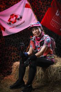 BIB: 
                            <button type="button" onclick="openModal(13511937)" class="btn btn-primary btn-sm float-right btn-popup" data-toggle="modal" data-target=".modal-high-quality">
                        <i class="fas fa-shopping-cart"></i> Add to Cart
                    </button>
                                            <button type="button" onclick="isThisMe(13511937, true)" class="btn btn-success btn-sm float-right btn-popup btn-isme hidden" data-toggle="tooltip" data-placement="bottom" title="นี่คือรูปของคุณใช่ไหม คลิกที่นี่เพื่อเอาเข้าอัลบั้ม">
                        <i class="fas fa-plus"></i> Add to album
                    </button>
                    <button type="button" onclick="isThisMe(13511937, false)" class="btn btn-warning btn-sm float-right btn-popup btn-isnotme hidden">
                        <i class="fas fa-ban"></i> Remove from album
                    </button>