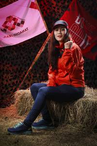 BIB: 
                            <button type="button" onclick="openModal(13511800)" class="btn btn-primary btn-sm float-right btn-popup" data-toggle="modal" data-target=".modal-high-quality">
                        <i class="fas fa-shopping-cart"></i> Add to Cart
                    </button>
                                            <button type="button" onclick="isThisMe(13511800, true)" class="btn btn-success btn-sm float-right btn-popup btn-isme hidden" data-toggle="tooltip" data-placement="bottom" title="นี่คือรูปของคุณใช่ไหม คลิกที่นี่เพื่อเอาเข้าอัลบั้ม">
                        <i class="fas fa-plus"></i> Add to album
                    </button>
                    <button type="button" onclick="isThisMe(13511800, false)" class="btn btn-warning btn-sm float-right btn-popup btn-isnotme hidden">
                        <i class="fas fa-ban"></i> Remove from album
                    </button>