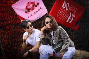 BIB: 
                            <button type="button" onclick="openModal(13510569)" class="btn btn-primary btn-sm float-right btn-popup" data-toggle="modal" data-target=".modal-high-quality">
                        <i class="fas fa-shopping-cart"></i> Add to Cart
                    </button>
                                            <button type="button" onclick="isThisMe(13510569, true)" class="btn btn-success btn-sm float-right btn-popup btn-isme hidden" data-toggle="tooltip" data-placement="bottom" title="นี่คือรูปของคุณใช่ไหม คลิกที่นี่เพื่อเอาเข้าอัลบั้ม">
                        <i class="fas fa-plus"></i> Add to album
                    </button>
                    <button type="button" onclick="isThisMe(13510569, false)" class="btn btn-warning btn-sm float-right btn-popup btn-isnotme hidden">
                        <i class="fas fa-ban"></i> Remove from album
                    </button>