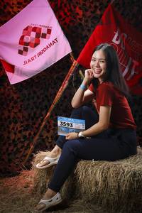 BIB: 
                            <button type="button" onclick="openModal(13511521)" class="btn btn-primary btn-sm float-right btn-popup" data-toggle="modal" data-target=".modal-high-quality">
                        <i class="fas fa-shopping-cart"></i> Add to Cart
                    </button>
                                            <button type="button" onclick="isThisMe(13511521, true)" class="btn btn-success btn-sm float-right btn-popup btn-isme hidden" data-toggle="tooltip" data-placement="bottom" title="นี่คือรูปของคุณใช่ไหม คลิกที่นี่เพื่อเอาเข้าอัลบั้ม">
                        <i class="fas fa-plus"></i> Add to album
                    </button>
                    <button type="button" onclick="isThisMe(13511521, false)" class="btn btn-warning btn-sm float-right btn-popup btn-isnotme hidden">
                        <i class="fas fa-ban"></i> Remove from album
                    </button>