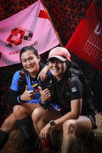 BIB: 
                            <button type="button" onclick="openModal(13511935)" class="btn btn-primary btn-sm float-right btn-popup" data-toggle="modal" data-target=".modal-high-quality">
                        <i class="fas fa-shopping-cart"></i> Add to Cart
                    </button>
                                            <button type="button" onclick="isThisMe(13511935, true)" class="btn btn-success btn-sm float-right btn-popup btn-isme hidden" data-toggle="tooltip" data-placement="bottom" title="นี่คือรูปของคุณใช่ไหม คลิกที่นี่เพื่อเอาเข้าอัลบั้ม">
                        <i class="fas fa-plus"></i> Add to album
                    </button>
                    <button type="button" onclick="isThisMe(13511935, false)" class="btn btn-warning btn-sm float-right btn-popup btn-isnotme hidden">
                        <i class="fas fa-ban"></i> Remove from album
                    </button>