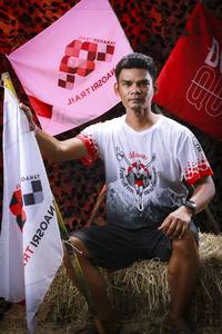 BIB: 
                            <button type="button" onclick="openModal(13510795)" class="btn btn-primary btn-sm float-right btn-popup" data-toggle="modal" data-target=".modal-high-quality">
                        <i class="fas fa-shopping-cart"></i> Add to Cart
                    </button>
                                            <button type="button" onclick="isThisMe(13510795, true)" class="btn btn-success btn-sm float-right btn-popup btn-isme hidden" data-toggle="tooltip" data-placement="bottom" title="นี่คือรูปของคุณใช่ไหม คลิกที่นี่เพื่อเอาเข้าอัลบั้ม">
                        <i class="fas fa-plus"></i> Add to album
                    </button>
                    <button type="button" onclick="isThisMe(13510795, false)" class="btn btn-warning btn-sm float-right btn-popup btn-isnotme hidden">
                        <i class="fas fa-ban"></i> Remove from album
                    </button>