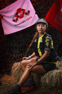 BIB: 
                            <button type="button" onclick="openModal(13512798)" class="btn btn-primary btn-sm float-right btn-popup" data-toggle="modal" data-target=".modal-high-quality">
                        <i class="fas fa-shopping-cart"></i> Add to Cart
                    </button>
                                            <button type="button" onclick="isThisMe(13512798, true)" class="btn btn-success btn-sm float-right btn-popup btn-isme hidden" data-toggle="tooltip" data-placement="bottom" title="นี่คือรูปของคุณใช่ไหม คลิกที่นี่เพื่อเอาเข้าอัลบั้ม">
                        <i class="fas fa-plus"></i> Add to album
                    </button>
                    <button type="button" onclick="isThisMe(13512798, false)" class="btn btn-warning btn-sm float-right btn-popup btn-isnotme hidden">
                        <i class="fas fa-ban"></i> Remove from album
                    </button>