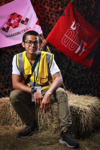 BIB: 
                            <button type="button" onclick="openModal(13512103)" class="btn btn-primary btn-sm float-right btn-popup" data-toggle="modal" data-target=".modal-high-quality">
                        <i class="fas fa-shopping-cart"></i> Add to Cart
                    </button>
                                            <button type="button" onclick="isThisMe(13512103, true)" class="btn btn-success btn-sm float-right btn-popup btn-isme hidden" data-toggle="tooltip" data-placement="bottom" title="นี่คือรูปของคุณใช่ไหม คลิกที่นี่เพื่อเอาเข้าอัลบั้ม">
                        <i class="fas fa-plus"></i> Add to album
                    </button>
                    <button type="button" onclick="isThisMe(13512103, false)" class="btn btn-warning btn-sm float-right btn-popup btn-isnotme hidden">
                        <i class="fas fa-ban"></i> Remove from album
                    </button>