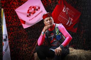 BIB: 
                            <button type="button" onclick="openModal(13510932)" class="btn btn-primary btn-sm float-right btn-popup" data-toggle="modal" data-target=".modal-high-quality">
                        <i class="fas fa-shopping-cart"></i> Add to Cart
                    </button>
                                            <button type="button" onclick="isThisMe(13510932, true)" class="btn btn-success btn-sm float-right btn-popup btn-isme hidden" data-toggle="tooltip" data-placement="bottom" title="นี่คือรูปของคุณใช่ไหม คลิกที่นี่เพื่อเอาเข้าอัลบั้ม">
                        <i class="fas fa-plus"></i> Add to album
                    </button>
                    <button type="button" onclick="isThisMe(13510932, false)" class="btn btn-warning btn-sm float-right btn-popup btn-isnotme hidden">
                        <i class="fas fa-ban"></i> Remove from album
                    </button>