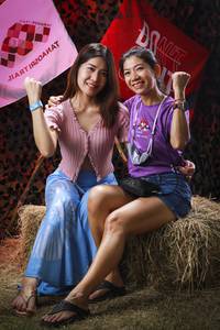 BIB: 
                            <button type="button" onclick="openModal(13511190)" class="btn btn-primary btn-sm float-right btn-popup" data-toggle="modal" data-target=".modal-high-quality">
                        <i class="fas fa-shopping-cart"></i> Add to Cart
                    </button>
                                            <button type="button" onclick="isThisMe(13511190, true)" class="btn btn-success btn-sm float-right btn-popup btn-isme hidden" data-toggle="tooltip" data-placement="bottom" title="นี่คือรูปของคุณใช่ไหม คลิกที่นี่เพื่อเอาเข้าอัลบั้ม">
                        <i class="fas fa-plus"></i> Add to album
                    </button>
                    <button type="button" onclick="isThisMe(13511190, false)" class="btn btn-warning btn-sm float-right btn-popup btn-isnotme hidden">
                        <i class="fas fa-ban"></i> Remove from album
                    </button>