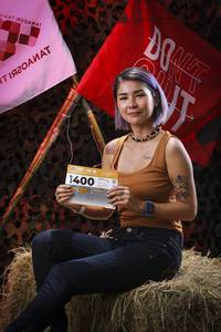 BIB: 
                            <button type="button" onclick="openModal(13510762)" class="btn btn-primary btn-sm float-right btn-popup" data-toggle="modal" data-target=".modal-high-quality">
                        <i class="fas fa-shopping-cart"></i> Add to Cart
                    </button>
                                            <button type="button" onclick="isThisMe(13510762, true)" class="btn btn-success btn-sm float-right btn-popup btn-isme hidden" data-toggle="tooltip" data-placement="bottom" title="นี่คือรูปของคุณใช่ไหม คลิกที่นี่เพื่อเอาเข้าอัลบั้ม">
                        <i class="fas fa-plus"></i> Add to album
                    </button>
                    <button type="button" onclick="isThisMe(13510762, false)" class="btn btn-warning btn-sm float-right btn-popup btn-isnotme hidden">
                        <i class="fas fa-ban"></i> Remove from album
                    </button>