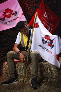 BIB: 
                            <button type="button" onclick="openModal(13512106)" class="btn btn-primary btn-sm float-right btn-popup" data-toggle="modal" data-target=".modal-high-quality">
                        <i class="fas fa-shopping-cart"></i> Add to Cart
                    </button>
                                            <button type="button" onclick="isThisMe(13512106, true)" class="btn btn-success btn-sm float-right btn-popup btn-isme hidden" data-toggle="tooltip" data-placement="bottom" title="นี่คือรูปของคุณใช่ไหม คลิกที่นี่เพื่อเอาเข้าอัลบั้ม">
                        <i class="fas fa-plus"></i> Add to album
                    </button>
                    <button type="button" onclick="isThisMe(13512106, false)" class="btn btn-warning btn-sm float-right btn-popup btn-isnotme hidden">
                        <i class="fas fa-ban"></i> Remove from album
                    </button>