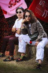 BIB: 
                            <button type="button" onclick="openModal(13510568)" class="btn btn-primary btn-sm float-right btn-popup" data-toggle="modal" data-target=".modal-high-quality">
                        <i class="fas fa-shopping-cart"></i> Add to Cart
                    </button>
                                            <button type="button" onclick="isThisMe(13510568, true)" class="btn btn-success btn-sm float-right btn-popup btn-isme hidden" data-toggle="tooltip" data-placement="bottom" title="นี่คือรูปของคุณใช่ไหม คลิกที่นี่เพื่อเอาเข้าอัลบั้ม">
                        <i class="fas fa-plus"></i> Add to album
                    </button>
                    <button type="button" onclick="isThisMe(13510568, false)" class="btn btn-warning btn-sm float-right btn-popup btn-isnotme hidden">
                        <i class="fas fa-ban"></i> Remove from album
                    </button>