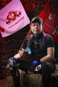 BIB: 
                            <button type="button" onclick="openModal(13511415)" class="btn btn-primary btn-sm float-right btn-popup" data-toggle="modal" data-target=".modal-high-quality">
                        <i class="fas fa-shopping-cart"></i> Add to Cart
                    </button>
                                            <button type="button" onclick="isThisMe(13511415, true)" class="btn btn-success btn-sm float-right btn-popup btn-isme hidden" data-toggle="tooltip" data-placement="bottom" title="นี่คือรูปของคุณใช่ไหม คลิกที่นี่เพื่อเอาเข้าอัลบั้ม">
                        <i class="fas fa-plus"></i> Add to album
                    </button>
                    <button type="button" onclick="isThisMe(13511415, false)" class="btn btn-warning btn-sm float-right btn-popup btn-isnotme hidden">
                        <i class="fas fa-ban"></i> Remove from album
                    </button>