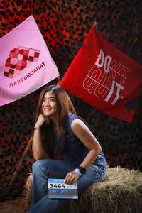 BIB: 
                            <button type="button" onclick="openModal(13510576)" class="btn btn-primary btn-sm float-right btn-popup" data-toggle="modal" data-target=".modal-high-quality">
                        <i class="fas fa-shopping-cart"></i> Add to Cart
                    </button>
                                            <button type="button" onclick="isThisMe(13510576, true)" class="btn btn-success btn-sm float-right btn-popup btn-isme hidden" data-toggle="tooltip" data-placement="bottom" title="นี่คือรูปของคุณใช่ไหม คลิกที่นี่เพื่อเอาเข้าอัลบั้ม">
                        <i class="fas fa-plus"></i> Add to album
                    </button>
                    <button type="button" onclick="isThisMe(13510576, false)" class="btn btn-warning btn-sm float-right btn-popup btn-isnotme hidden">
                        <i class="fas fa-ban"></i> Remove from album
                    </button>