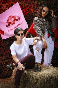 BIB: 
                            <button type="button" onclick="openModal(13510565)" class="btn btn-primary btn-sm float-right btn-popup" data-toggle="modal" data-target=".modal-high-quality">
                        <i class="fas fa-shopping-cart"></i> Add to Cart
                    </button>
                                            <button type="button" onclick="isThisMe(13510565, true)" class="btn btn-success btn-sm float-right btn-popup btn-isme hidden" data-toggle="tooltip" data-placement="bottom" title="นี่คือรูปของคุณใช่ไหม คลิกที่นี่เพื่อเอาเข้าอัลบั้ม">
                        <i class="fas fa-plus"></i> Add to album
                    </button>
                    <button type="button" onclick="isThisMe(13510565, false)" class="btn btn-warning btn-sm float-right btn-popup btn-isnotme hidden">
                        <i class="fas fa-ban"></i> Remove from album
                    </button>