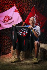 BIB: 
                            <button type="button" onclick="openModal(13511857)" class="btn btn-primary btn-sm float-right btn-popup" data-toggle="modal" data-target=".modal-high-quality">
                        <i class="fas fa-shopping-cart"></i> Add to Cart
                    </button>
                                            <button type="button" onclick="isThisMe(13511857, true)" class="btn btn-success btn-sm float-right btn-popup btn-isme hidden" data-toggle="tooltip" data-placement="bottom" title="นี่คือรูปของคุณใช่ไหม คลิกที่นี่เพื่อเอาเข้าอัลบั้ม">
                        <i class="fas fa-plus"></i> Add to album
                    </button>
                    <button type="button" onclick="isThisMe(13511857, false)" class="btn btn-warning btn-sm float-right btn-popup btn-isnotme hidden">
                        <i class="fas fa-ban"></i> Remove from album
                    </button>