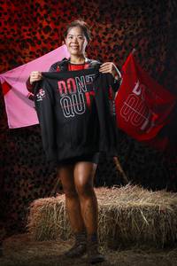 BIB: 
                            <button type="button" onclick="openModal(13512077)" class="btn btn-primary btn-sm float-right btn-popup" data-toggle="modal" data-target=".modal-high-quality">
                        <i class="fas fa-shopping-cart"></i> Add to Cart
                    </button>
                                            <button type="button" onclick="isThisMe(13512077, true)" class="btn btn-success btn-sm float-right btn-popup btn-isme hidden" data-toggle="tooltip" data-placement="bottom" title="นี่คือรูปของคุณใช่ไหม คลิกที่นี่เพื่อเอาเข้าอัลบั้ม">
                        <i class="fas fa-plus"></i> Add to album
                    </button>
                    <button type="button" onclick="isThisMe(13512077, false)" class="btn btn-warning btn-sm float-right btn-popup btn-isnotme hidden">
                        <i class="fas fa-ban"></i> Remove from album
                    </button>