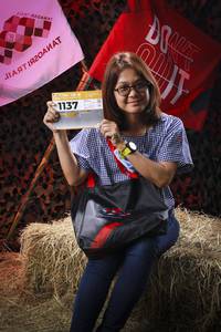 BIB: 
                            <button type="button" onclick="openModal(13511089)" class="btn btn-primary btn-sm float-right btn-popup" data-toggle="modal" data-target=".modal-high-quality">
                        <i class="fas fa-shopping-cart"></i> Add to Cart
                    </button>
                                            <button type="button" onclick="isThisMe(13511089, true)" class="btn btn-success btn-sm float-right btn-popup btn-isme hidden" data-toggle="tooltip" data-placement="bottom" title="นี่คือรูปของคุณใช่ไหม คลิกที่นี่เพื่อเอาเข้าอัลบั้ม">
                        <i class="fas fa-plus"></i> Add to album
                    </button>
                    <button type="button" onclick="isThisMe(13511089, false)" class="btn btn-warning btn-sm float-right btn-popup btn-isnotme hidden">
                        <i class="fas fa-ban"></i> Remove from album
                    </button>