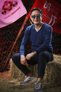 BIB: 
                            <button type="button" onclick="openModal(13510804)" class="btn btn-primary btn-sm float-right btn-popup" data-toggle="modal" data-target=".modal-high-quality">
                        <i class="fas fa-shopping-cart"></i> Add to Cart
                    </button>
                                            <button type="button" onclick="isThisMe(13510804, true)" class="btn btn-success btn-sm float-right btn-popup btn-isme hidden" data-toggle="tooltip" data-placement="bottom" title="นี่คือรูปของคุณใช่ไหม คลิกที่นี่เพื่อเอาเข้าอัลบั้ม">
                        <i class="fas fa-plus"></i> Add to album
                    </button>
                    <button type="button" onclick="isThisMe(13510804, false)" class="btn btn-warning btn-sm float-right btn-popup btn-isnotme hidden">
                        <i class="fas fa-ban"></i> Remove from album
                    </button>