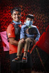 BIB: 
                            <button type="button" onclick="openModal(13511695)" class="btn btn-primary btn-sm float-right btn-popup" data-toggle="modal" data-target=".modal-high-quality">
                        <i class="fas fa-shopping-cart"></i> Add to Cart
                    </button>
                                            <button type="button" onclick="isThisMe(13511695, true)" class="btn btn-success btn-sm float-right btn-popup btn-isme hidden" data-toggle="tooltip" data-placement="bottom" title="นี่คือรูปของคุณใช่ไหม คลิกที่นี่เพื่อเอาเข้าอัลบั้ม">
                        <i class="fas fa-plus"></i> Add to album
                    </button>
                    <button type="button" onclick="isThisMe(13511695, false)" class="btn btn-warning btn-sm float-right btn-popup btn-isnotme hidden">
                        <i class="fas fa-ban"></i> Remove from album
                    </button>