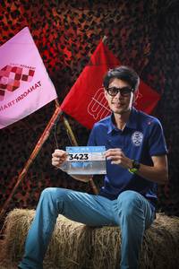 BIB: 
                            <button type="button" onclick="openModal(13511019)" class="btn btn-primary btn-sm float-right btn-popup" data-toggle="modal" data-target=".modal-high-quality">
                        <i class="fas fa-shopping-cart"></i> Add to Cart
                    </button>
                                            <button type="button" onclick="isThisMe(13511019, true)" class="btn btn-success btn-sm float-right btn-popup btn-isme hidden" data-toggle="tooltip" data-placement="bottom" title="นี่คือรูปของคุณใช่ไหม คลิกที่นี่เพื่อเอาเข้าอัลบั้ม">
                        <i class="fas fa-plus"></i> Add to album
                    </button>
                    <button type="button" onclick="isThisMe(13511019, false)" class="btn btn-warning btn-sm float-right btn-popup btn-isnotme hidden">
                        <i class="fas fa-ban"></i> Remove from album
                    </button>