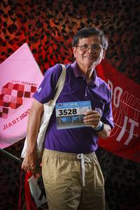 BIB: 
                            <button type="button" onclick="openModal(13510687)" class="btn btn-primary btn-sm float-right btn-popup" data-toggle="modal" data-target=".modal-high-quality">
                        <i class="fas fa-shopping-cart"></i> Add to Cart
                    </button>
                                            <button type="button" onclick="isThisMe(13510687, true)" class="btn btn-success btn-sm float-right btn-popup btn-isme hidden" data-toggle="tooltip" data-placement="bottom" title="นี่คือรูปของคุณใช่ไหม คลิกที่นี่เพื่อเอาเข้าอัลบั้ม">
                        <i class="fas fa-plus"></i> Add to album
                    </button>
                    <button type="button" onclick="isThisMe(13510687, false)" class="btn btn-warning btn-sm float-right btn-popup btn-isnotme hidden">
                        <i class="fas fa-ban"></i> Remove from album
                    </button>