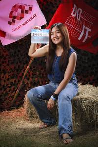 BIB: 
                            <button type="button" onclick="openModal(13510578)" class="btn btn-primary btn-sm float-right btn-popup" data-toggle="modal" data-target=".modal-high-quality">
                        <i class="fas fa-shopping-cart"></i> Add to Cart
                    </button>
                                            <button type="button" onclick="isThisMe(13510578, true)" class="btn btn-success btn-sm float-right btn-popup btn-isme hidden" data-toggle="tooltip" data-placement="bottom" title="นี่คือรูปของคุณใช่ไหม คลิกที่นี่เพื่อเอาเข้าอัลบั้ม">
                        <i class="fas fa-plus"></i> Add to album
                    </button>
                    <button type="button" onclick="isThisMe(13510578, false)" class="btn btn-warning btn-sm float-right btn-popup btn-isnotme hidden">
                        <i class="fas fa-ban"></i> Remove from album
                    </button>