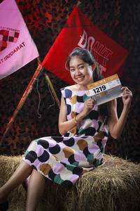 BIB: 
                            <button type="button" onclick="openModal(13511141)" class="btn btn-primary btn-sm float-right btn-popup" data-toggle="modal" data-target=".modal-high-quality">
                        <i class="fas fa-shopping-cart"></i> Add to Cart
                    </button>
                                            <button type="button" onclick="isThisMe(13511141, true)" class="btn btn-success btn-sm float-right btn-popup btn-isme hidden" data-toggle="tooltip" data-placement="bottom" title="นี่คือรูปของคุณใช่ไหม คลิกที่นี่เพื่อเอาเข้าอัลบั้ม">
                        <i class="fas fa-plus"></i> Add to album
                    </button>
                    <button type="button" onclick="isThisMe(13511141, false)" class="btn btn-warning btn-sm float-right btn-popup btn-isnotme hidden">
                        <i class="fas fa-ban"></i> Remove from album
                    </button>