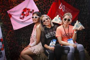 BIB: 
                            <button type="button" onclick="openModal(13517420)" class="btn btn-primary btn-sm float-right btn-popup" data-toggle="modal" data-target=".modal-high-quality">
                        <i class="fas fa-shopping-cart"></i> Add to Cart
                    </button>
                                            <button type="button" onclick="isThisMe(13517420, true)" class="btn btn-success btn-sm float-right btn-popup btn-isme hidden" data-toggle="tooltip" data-placement="bottom" title="นี่คือรูปของคุณใช่ไหม คลิกที่นี่เพื่อเอาเข้าอัลบั้ม">
                        <i class="fas fa-plus"></i> Add to album
                    </button>
                    <button type="button" onclick="isThisMe(13517420, false)" class="btn btn-warning btn-sm float-right btn-popup btn-isnotme hidden">
                        <i class="fas fa-ban"></i> Remove from album
                    </button>