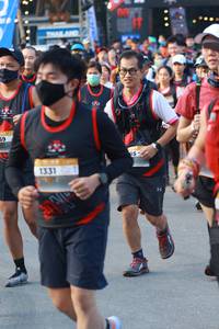 BIB: 
                            <button type="button" onclick="openModal(13520782)" class="btn btn-primary btn-sm float-right btn-popup" data-toggle="modal" data-target=".modal-high-quality">
                        <i class="fas fa-shopping-cart"></i> Add to Cart
                    </button>
                                            <button type="button" onclick="isThisMe(13520782, true)" class="btn btn-success btn-sm float-right btn-popup btn-isme hidden" data-toggle="tooltip" data-placement="bottom" title="นี่คือรูปของคุณใช่ไหม คลิกที่นี่เพื่อเอาเข้าอัลบั้ม">
                        <i class="fas fa-plus"></i> Add to album
                    </button>
                    <button type="button" onclick="isThisMe(13520782, false)" class="btn btn-warning btn-sm float-right btn-popup btn-isnotme hidden">
                        <i class="fas fa-ban"></i> Remove from album
                    </button>