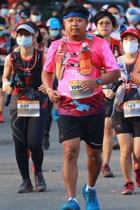 BIB: 
                            <button type="button" onclick="openModal(13520714)" class="btn btn-primary btn-sm float-right btn-popup" data-toggle="modal" data-target=".modal-high-quality">
                        <i class="fas fa-shopping-cart"></i> Add to Cart
                    </button>
                                            <button type="button" onclick="isThisMe(13520714, true)" class="btn btn-success btn-sm float-right btn-popup btn-isme hidden" data-toggle="tooltip" data-placement="bottom" title="นี่คือรูปของคุณใช่ไหม คลิกที่นี่เพื่อเอาเข้าอัลบั้ม">
                        <i class="fas fa-plus"></i> Add to album
                    </button>
                    <button type="button" onclick="isThisMe(13520714, false)" class="btn btn-warning btn-sm float-right btn-popup btn-isnotme hidden">
                        <i class="fas fa-ban"></i> Remove from album
                    </button>