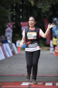 BIB: 
                            <button type="button" onclick="openModal(13628231)" class="btn btn-primary btn-sm float-right btn-popup" data-toggle="modal" data-target=".modal-high-quality">
                        <i class="fas fa-shopping-cart"></i> Add to Cart
                    </button>
                                            <button type="button" onclick="isThisMe(13628231, true)" class="btn btn-success btn-sm float-right btn-popup btn-isme hidden" data-toggle="tooltip" data-placement="bottom" title="นี่คือรูปของคุณใช่ไหม คลิกที่นี่เพื่อเอาเข้าอัลบั้ม">
                        <i class="fas fa-plus"></i> Add to album
                    </button>
                    <button type="button" onclick="isThisMe(13628231, false)" class="btn btn-warning btn-sm float-right btn-popup btn-isnotme hidden">
                        <i class="fas fa-ban"></i> Remove from album
                    </button>