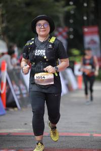 BIB: 
                            <button type="button" onclick="openModal(13630050)" class="btn btn-primary btn-sm float-right btn-popup" data-toggle="modal" data-target=".modal-high-quality">
                        <i class="fas fa-shopping-cart"></i> Add to Cart
                    </button>
                                            <button type="button" onclick="isThisMe(13630050, true)" class="btn btn-success btn-sm float-right btn-popup btn-isme hidden" data-toggle="tooltip" data-placement="bottom" title="นี่คือรูปของคุณใช่ไหม คลิกที่นี่เพื่อเอาเข้าอัลบั้ม">
                        <i class="fas fa-plus"></i> Add to album
                    </button>
                    <button type="button" onclick="isThisMe(13630050, false)" class="btn btn-warning btn-sm float-right btn-popup btn-isnotme hidden">
                        <i class="fas fa-ban"></i> Remove from album
                    </button>